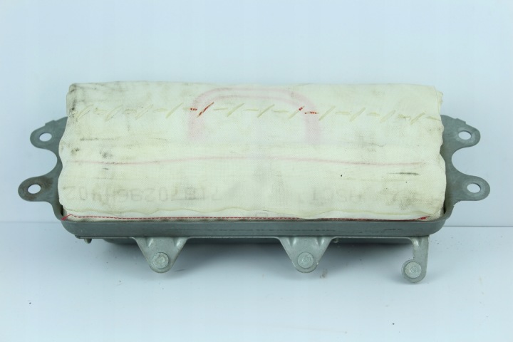 airbag POWIETRZNA of the passenger FORD FOCUS 30334716B FORD