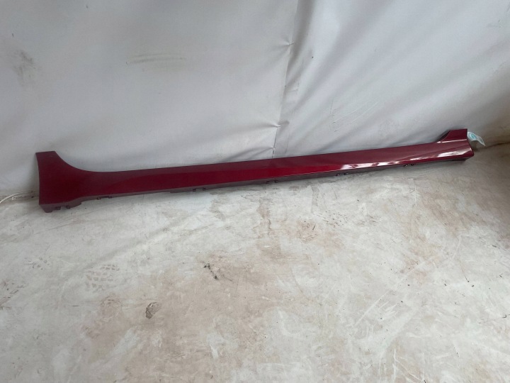 Copertura MINIGONNA Destro Bocchetta NISSAN LEAF II (ZE1) 768525SA0A @M