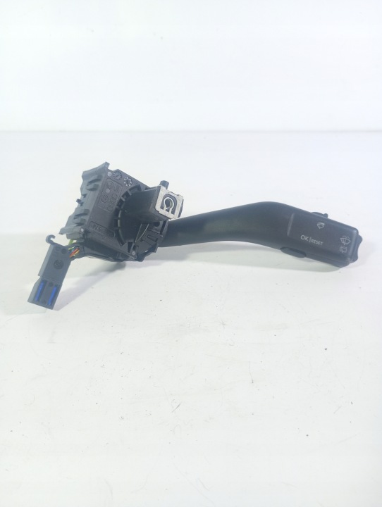 Audi A3 8P 03-13 vypínač ovladac MANETKA stieracov OE 1K0953519
