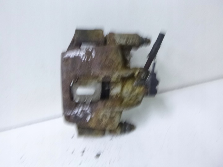 Bremssattel Bremse Sattel Brems- vorne Mercedes W638 2.2CDi VITO