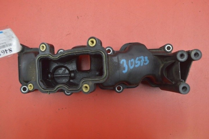 intake manifold left 059129711BJ AUDI A4 B8 2.7 TDI 190 KM 07-11