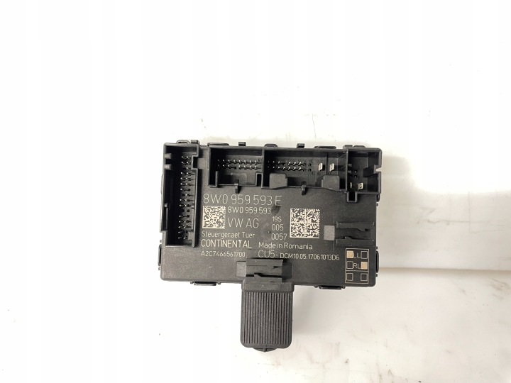 AUDI A4 B9 modul dvere ľavý predok 8W0959593E