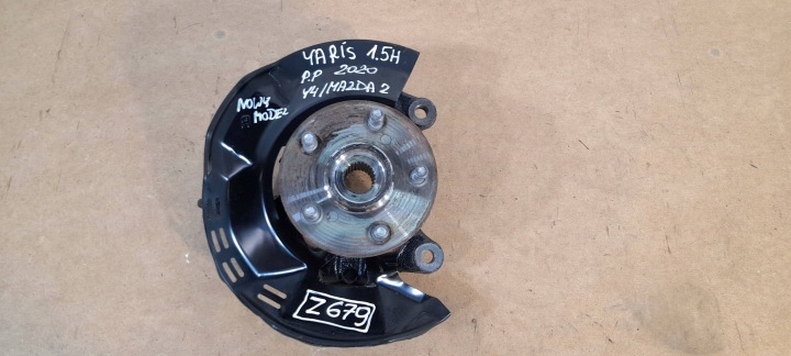 Toyota Yaris IV XP21 1,5H Mozzo FUSELLO Anteriore Destro 43211024 (Z679)
