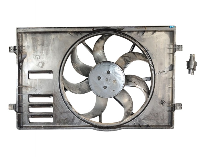 fan cover radiator SKODA OCTAVIA III 2.0 TDI 150KM 500121205AP