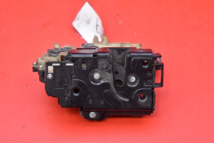 de la Serrure Portière Gauche Avant SKODA OCTAVIA 1 et KOMBI LIFT 00-10