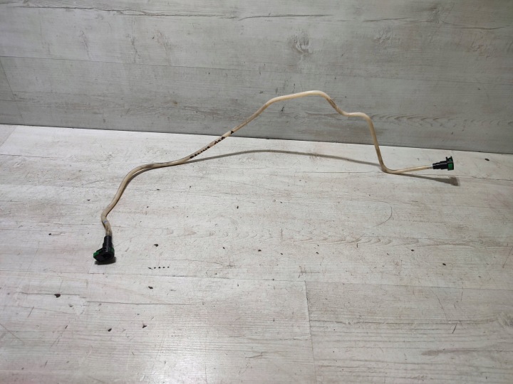 Mercedes-Benz GLA W156 2015 fuel line