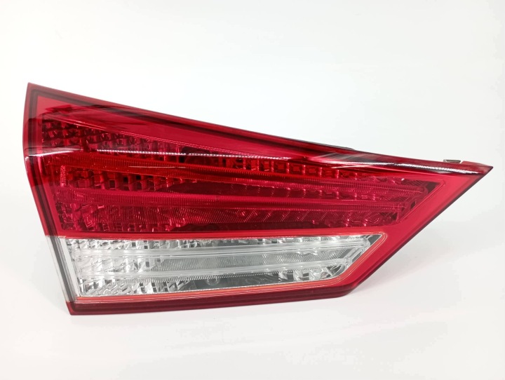 Feux phare Arrière du capot Gauche EUROPA 924031K0 Hyundai ix20 et (2010- )