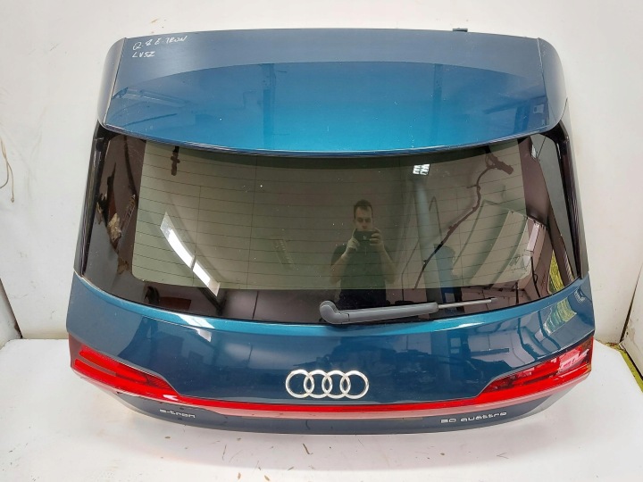 Audi Q8 E-TRON SUV 4KE heckklappe kofferraumdeckel Abdeckung Kofferraum heck hinten w Farbe lv5z