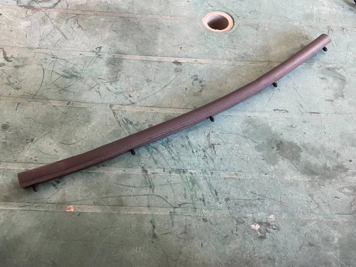 Dichtsatz POKRYWY vorne VOLKSWAGEN TRANSPORTER T6 7LA823707 @A