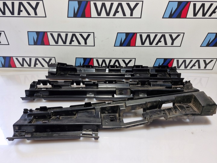 BMW X1 F48 Supporto MINIGONNE sinistra KOMPLET 7332329 7332331 7332333