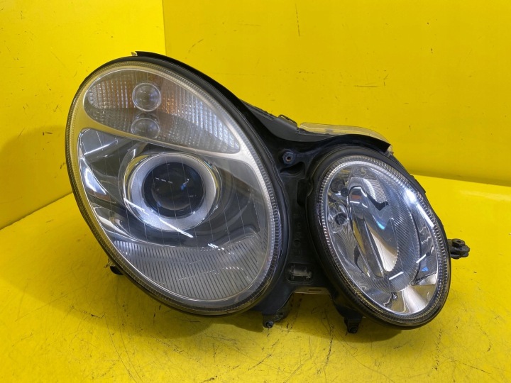 Licht rechts MERCEDES KL E W211 02-09 xenon