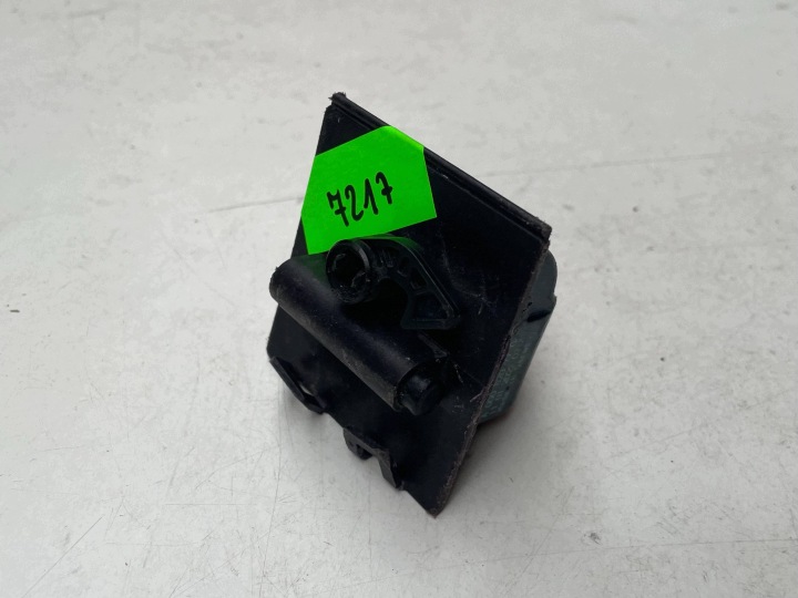 Vérins de coffre hayon Volet Réservoir Carburant MERCEDES A0008207703 MERCEDES !J