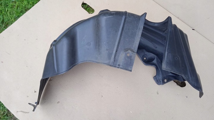 Pare soleil Droite Arrière TOYOTA YARIS IV 20