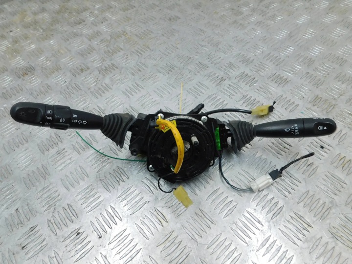 control switches under the steering wheel CHEVROLET SPARK 09