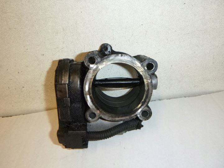 throttle flap Mercedes CLS W219 3.0 cdi 2007r. 6420900270