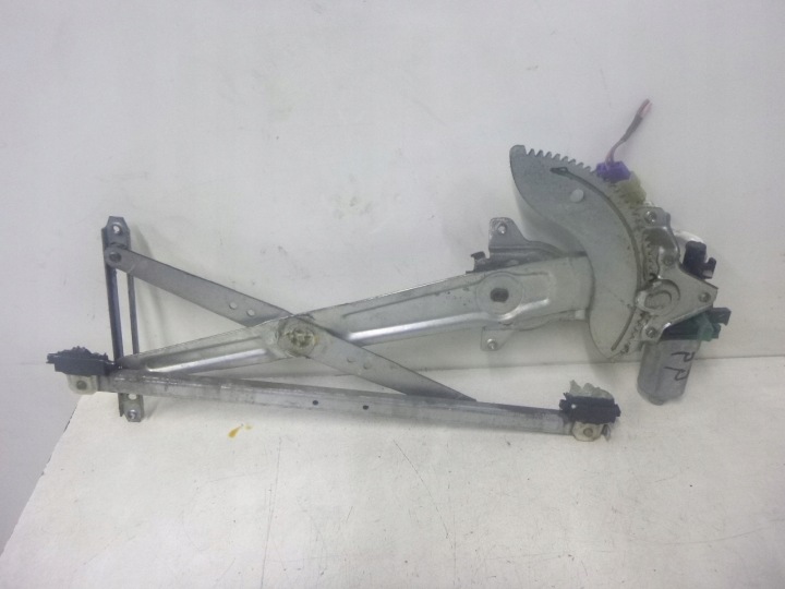 mehanizam prozora prednji dio desni Daihatsu Move 1998r.