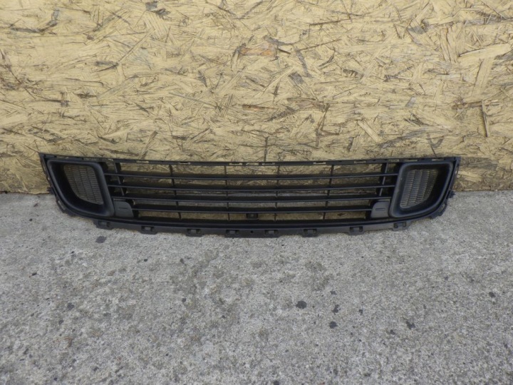 CITROEN C5 III X7 9681052677 Grille Pare choc Avant