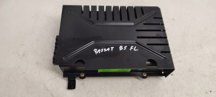 amplifier VW Passat B5 3BG 1,9 TDI