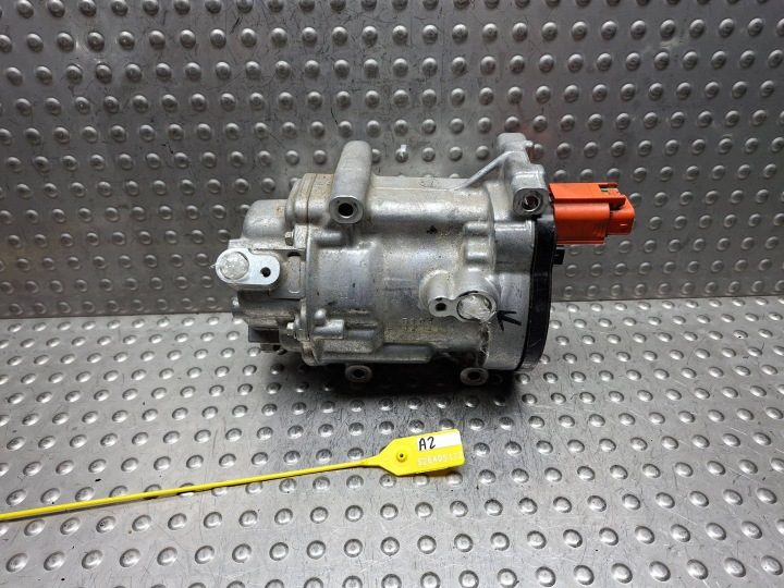 Compresseur Climatisateur air conditionné TOYOTA YARIS IV 20- 1.5 HSD 042400-0741