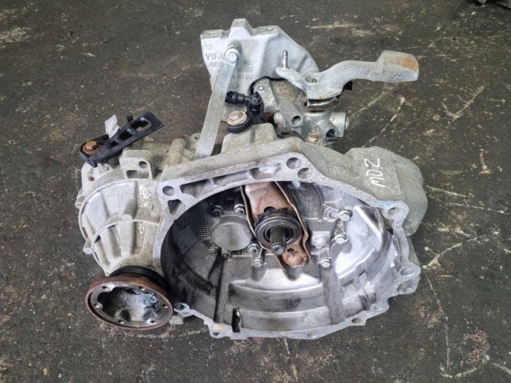 Manualna Getriebe 5 getriebe Audi VW SEAT SKODA 1.6 TDI START-STOP MDZ #