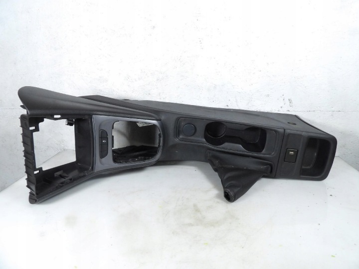OPEL ASTRA K HB 5D TUNEL střední