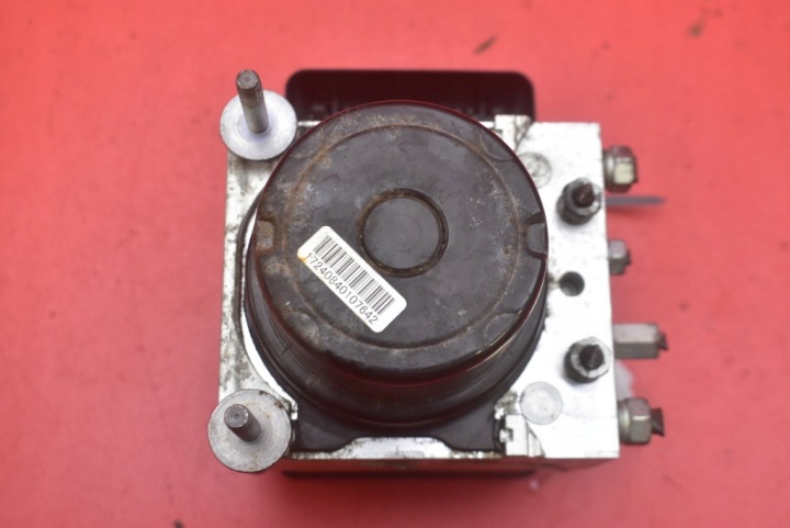 Pompe ABS 44540-0D020 TOYOTA YARIS 3 III 1.0 VVTi 69 KM 10-14