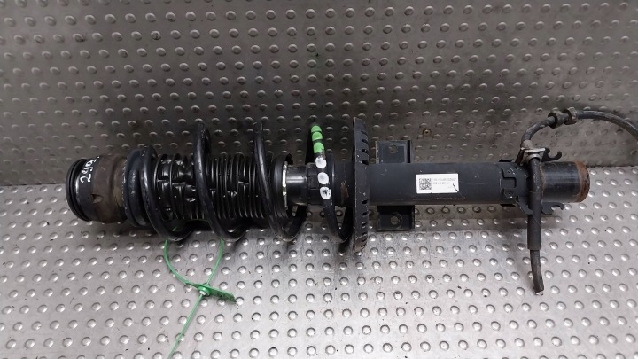 Stoßdämpfer links rechts vorne 6C0413031AH VW POLO V IBIZA IV FABIA II III A1