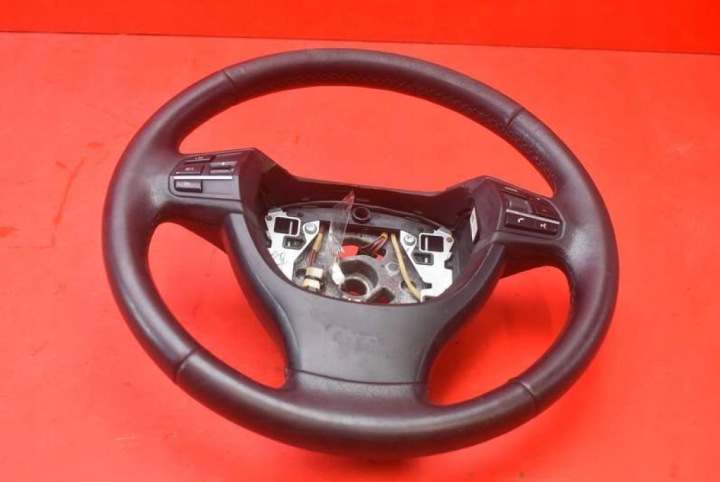 kormány SKORZANA MULTIFUNKCJA 3385F011 BMW F10 F11 09-13