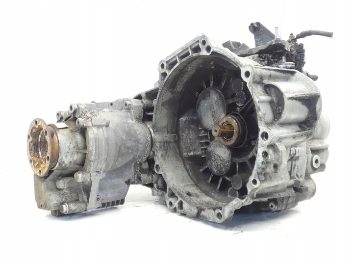 Getriebe MANUAL MANUALNA LNM + REDUKTOR 0AV409093S SKODA YETI 5L 4X4