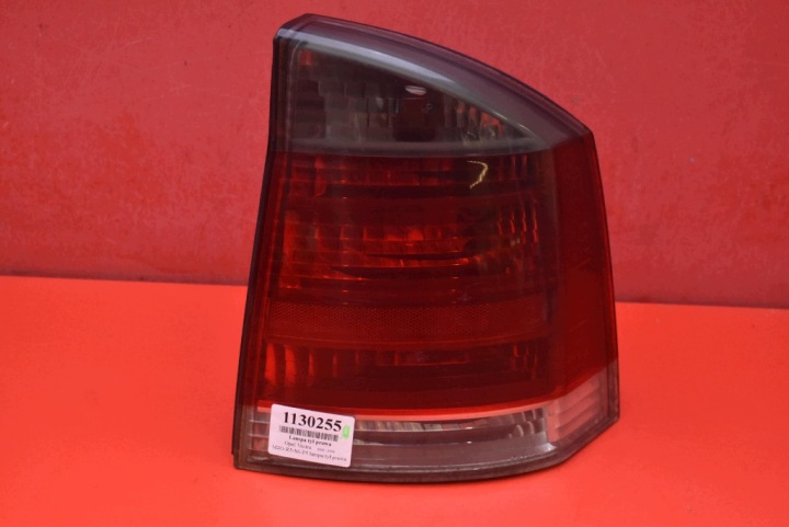 Licht rechts heck hinten 13157647BF OPEL VECTRA C Sedan LIFT 05-09