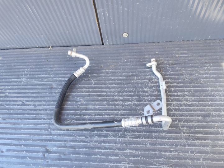 DACIA SANDERO III 1.0 TCE Conduit pieces tuyaux Climatisateur air conditionné 924903642R
