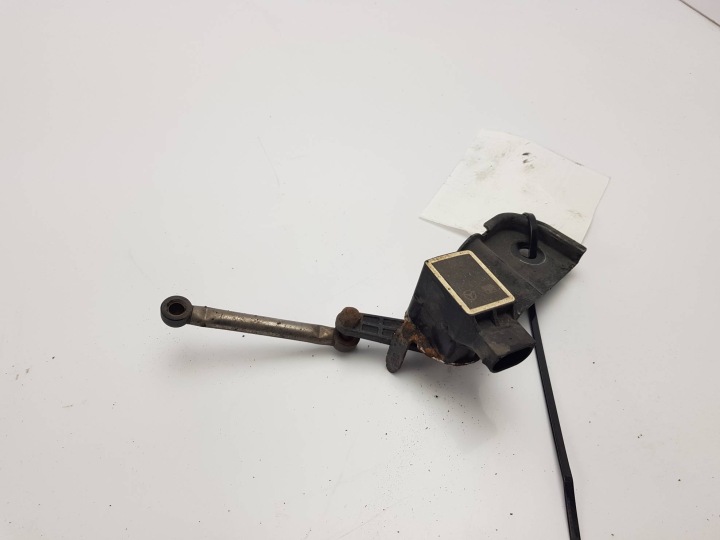 sensore POZIOMOWANIA luci A0105427717 MERCEDES - BENZ S 320