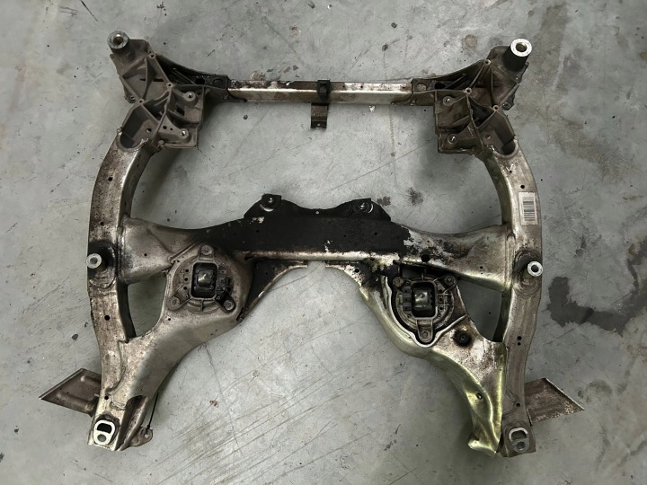 axle beam sider Rama pomocnicza front BMW 5 F10 F11 2013