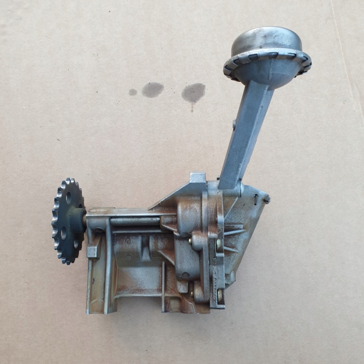 oil pump RENAULT MEGANE SCENIC and KANGOO CLIO II OE