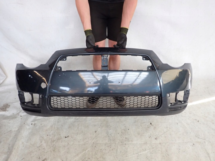 MITSUBISHI COLT VI 6 LIFT 08-12 Stoßstange vorne vorne 6400C105
