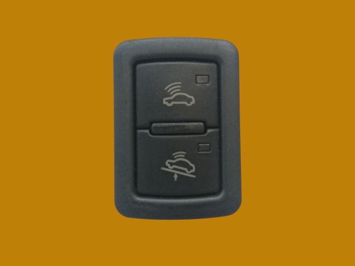 prekidač ALARMU 4F0962109 Audi A6 III (2004-2011) C6
