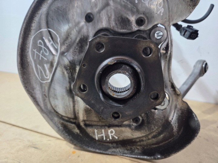 Audi A6 S6 C8 4K / A7 Q5 80A Achsschenkel Radnabe Radlager hinten rechts 4K0505432C (Z784)