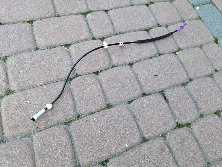 rope lever door front przednich prawych Astra K Opel Insignia B 39071658