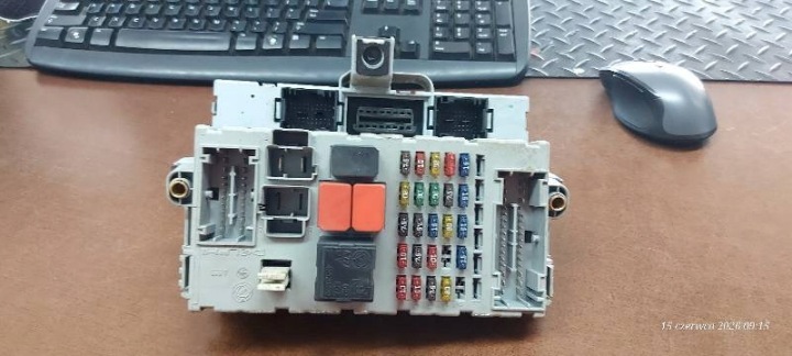Module fusibles FIAT PUNTO II 51744898NPL