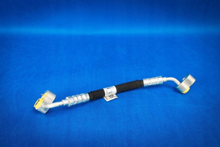 Tuyau flexible Conduit pieces tuyaux Climatisateur air conditionné Audi A8 4N 4N0816534