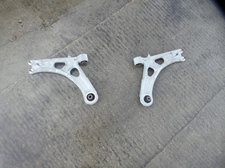 Citroen DS7 Crossback 1.6 THP arm left right front front