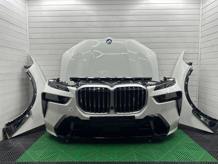 BMW X7 G07 LCI anteriore cofano ossatura completo parafango paraurti fanale faro colore A300