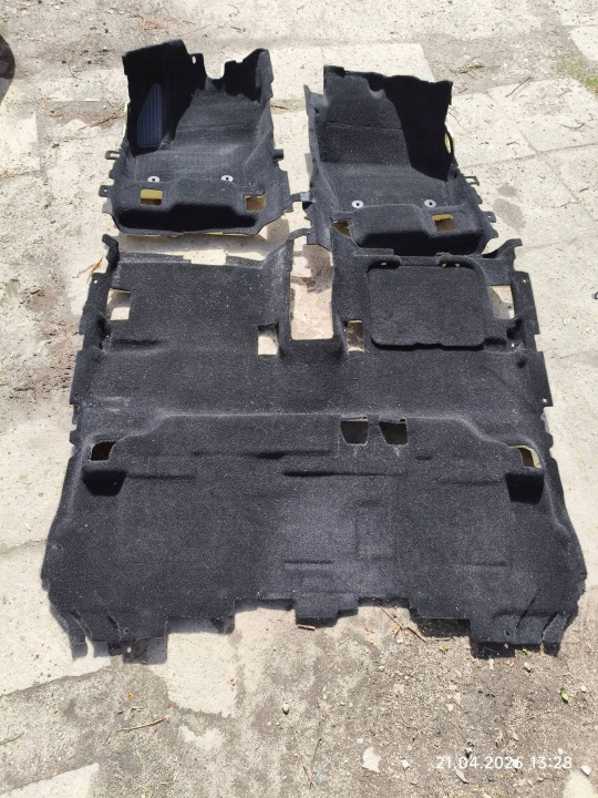 Ford Kuga II MK2 KOBERCE PODLAHOVÁ koberec KOMPLET STAN BDB