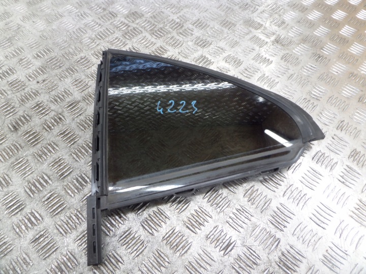 Mercedes W205 berlina VETRO finestrino PORTA Portiera sinistra posteriore nero A2057306100