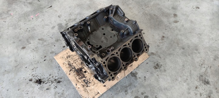 BLOK Motore AUDI A4 A6 2.7 TDI BPP 059103021AL