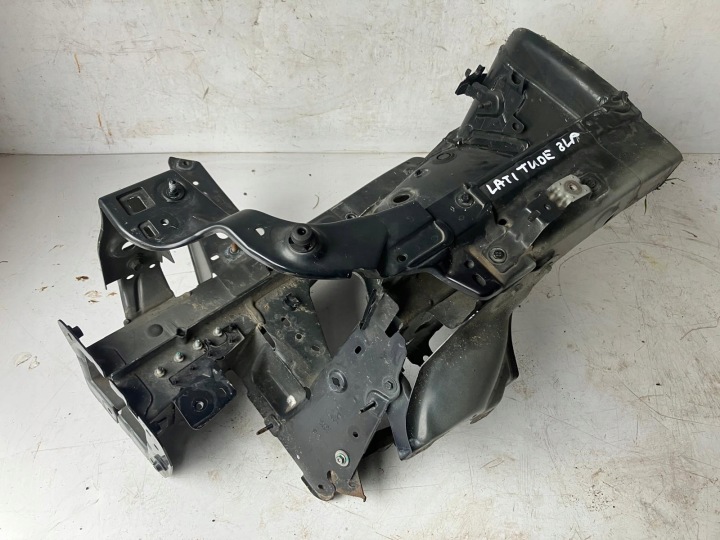 LONGHERONE sinistra Anteriore RENAULT LATITUDE #3