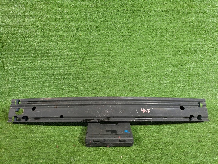 TRAVERSA paraurti Anteriore Anteriore NISSAN X-TRAIL T32 14- NR.467