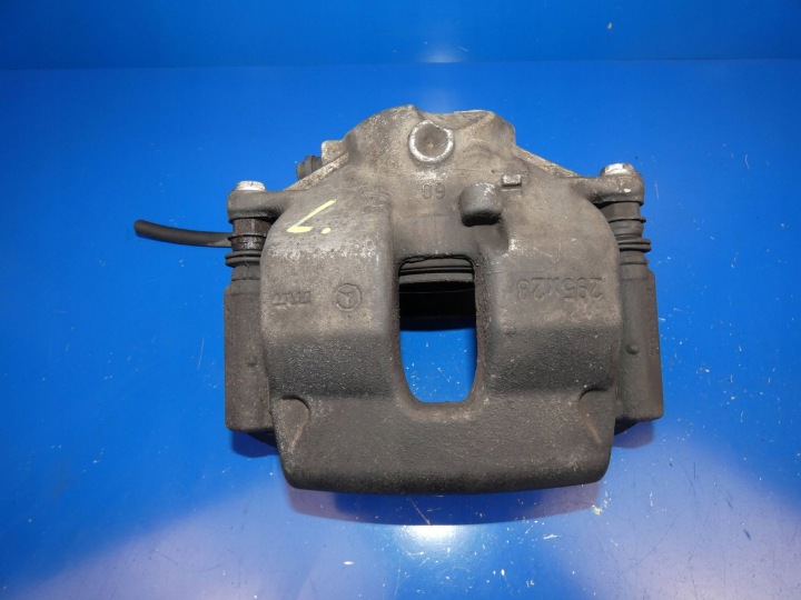 MERCEDES C KLASA C204 W204 Bremssattel Bremse Sattel Brems- links vorne 295X28