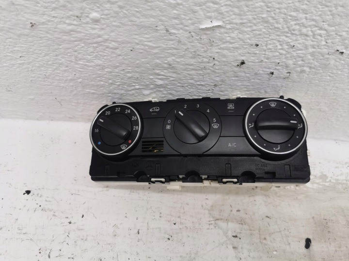 PANEL klimaanlage MERCEDES A-KLASA W169 LIFT EU