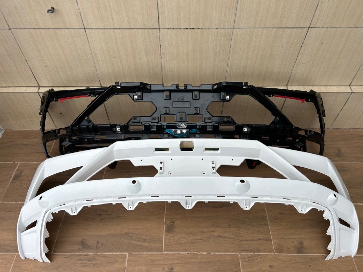 nárazník zadní Rear Bumper Lamborghini Huracan Evo novy originál